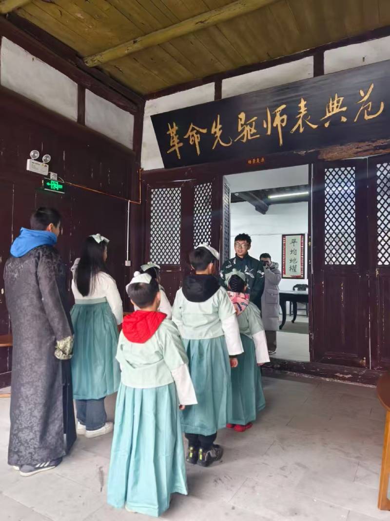 新巴尔虎左旗环保主题活动